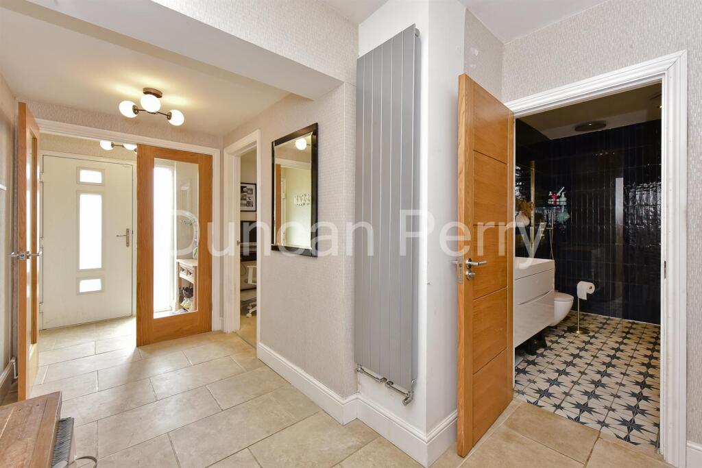 Additional image 9 of Meadow Close, North Mymms, Hatfield