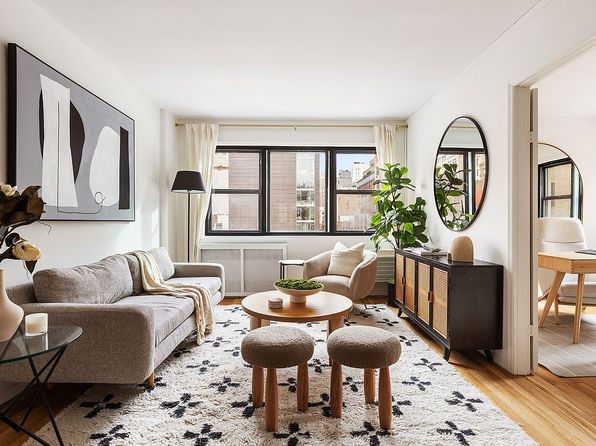 140 7th Ave, New York, NY 