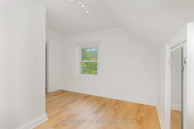 Additional image 17 of 225 Bowman St