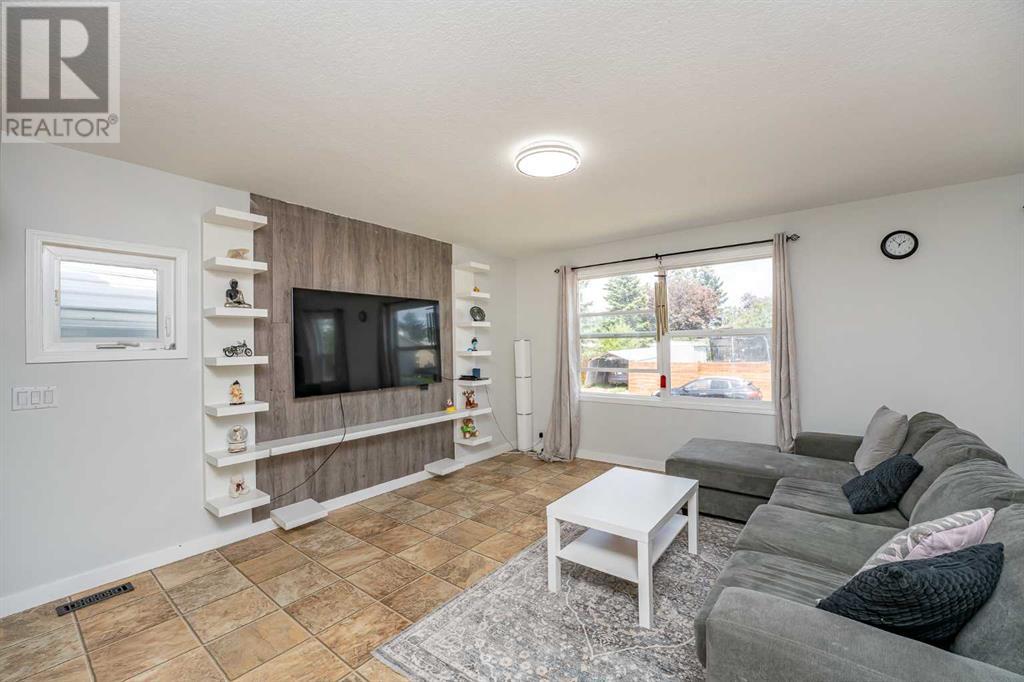 123 Castleglen Road NE|Calgary, Alberta T3J1P2