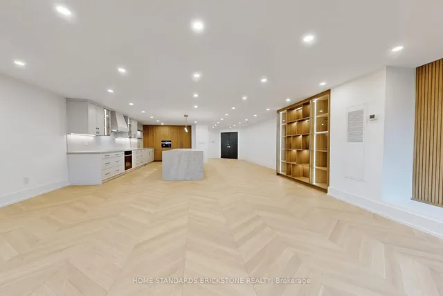 Additional image 5 of 110 Bloor St Unit 1009