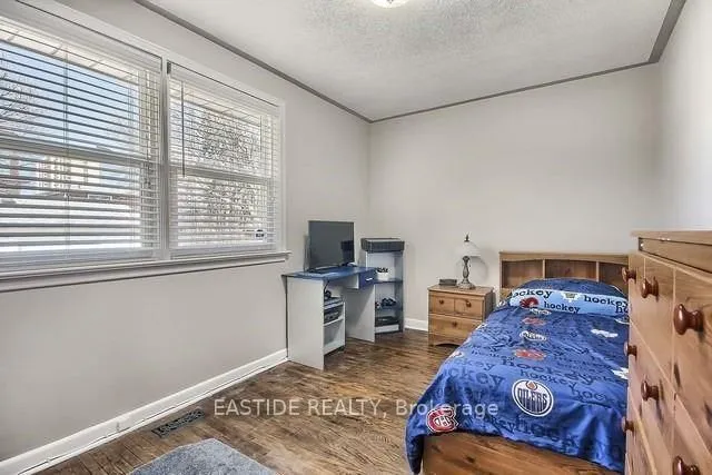 Additional image 12 of 182 Moore Park Ave