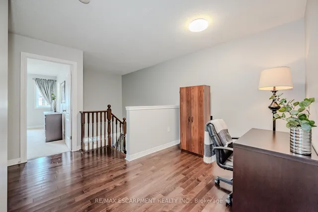 Additional image 33 of 56 Liddycoat Lane