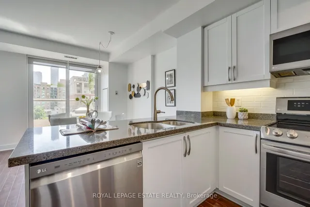 Additional image 8 of 168 King St Unit 507