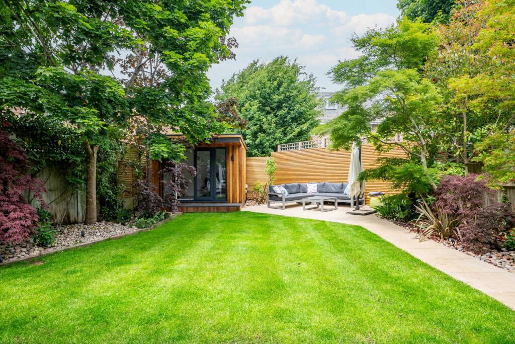 Additional image 23 of Dawes Lane, Wheathampstead, St. Albans, Hertfordshire, AL4