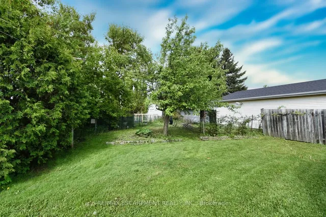 Additional image 34 of 18 Villa Crt