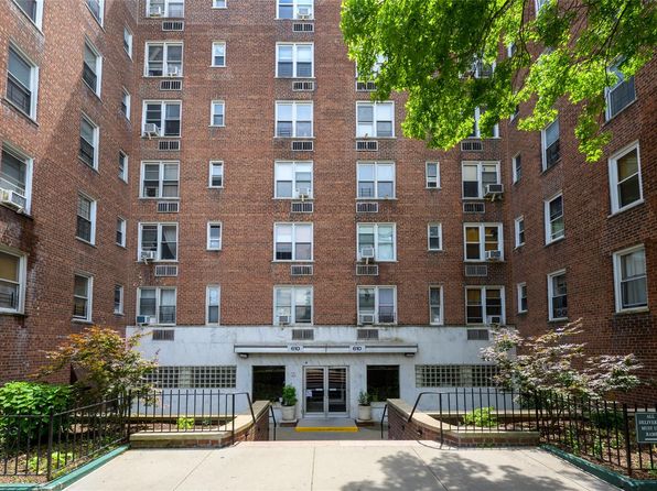 610 Waring Ave, Bronx, NY 