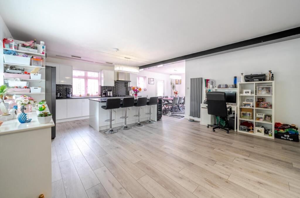 Additional image 22 of Brookmans Park, Hertfordshire