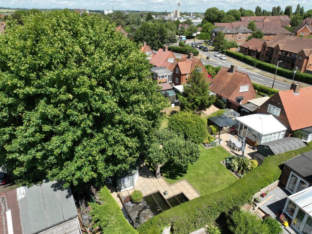 Additional image 22 of Peartree Lane, Welwyn Garden City, AL7