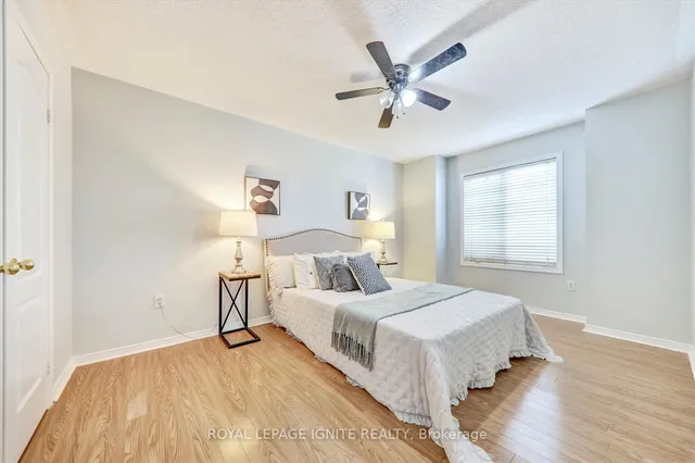 Additional image 17 of 14 Nostalgia Crt