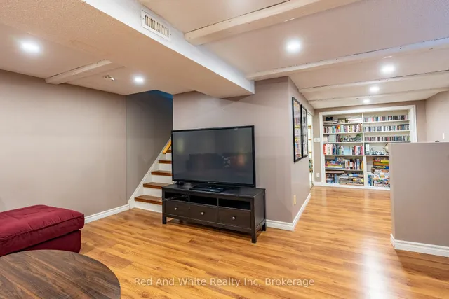 Additional image 37 of 25 Forest Glen Crt