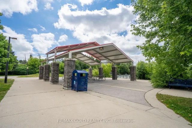 Additional image 3 of 8 Lisa St Unit 206