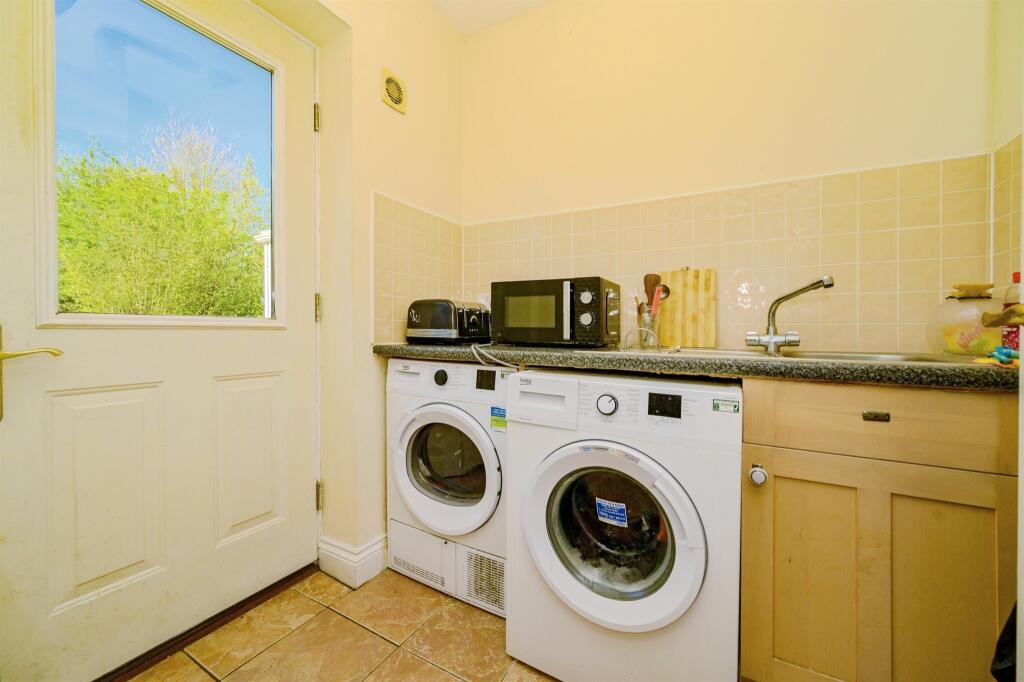 Additional image 15 of Salisbury Hall Drive, Hatfield