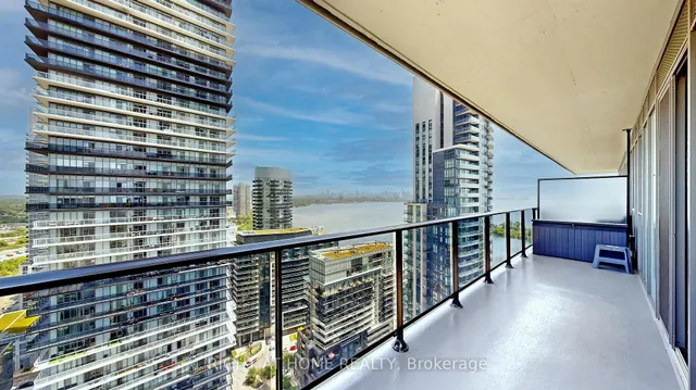 房产图片 35 - 70 Annie Craig Dr 单元 2703