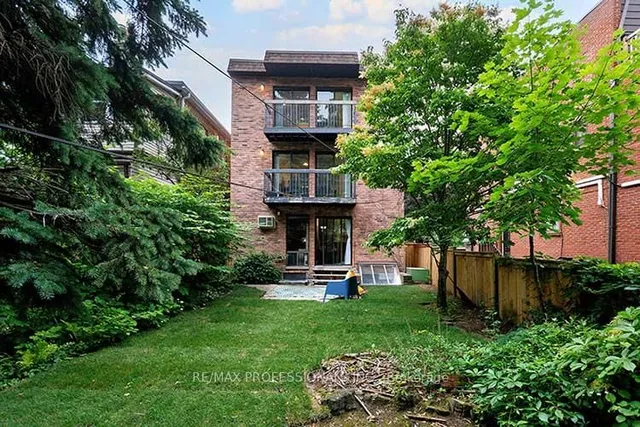 Additional image 29 of 164 Quebec Ave