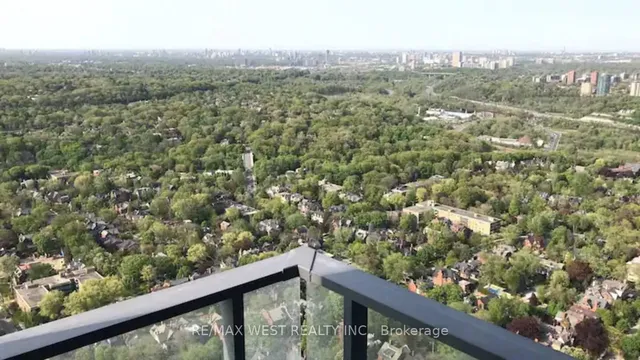 Additional image 3 of 395 Bloor St Unit 5006