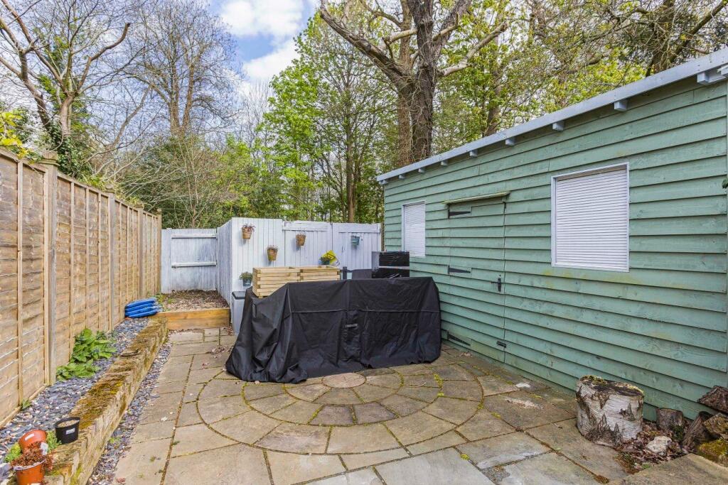 Additional image 17 of High Road, Essendon,  AL9 6HW