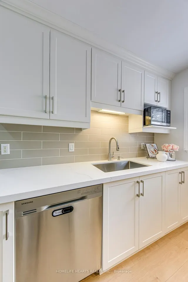 Additional image 9 of 14 Craigleigh Cres Unit 14