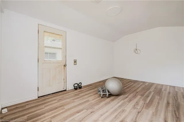 Additional image 35 of 80 East 33rd St