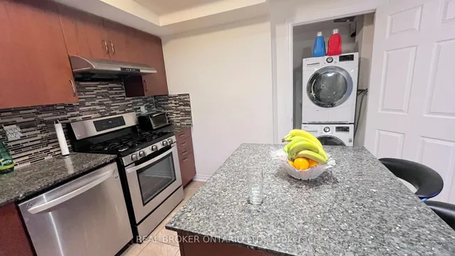 Additional image 9 of 13 EATON PARK Lane Unit 29