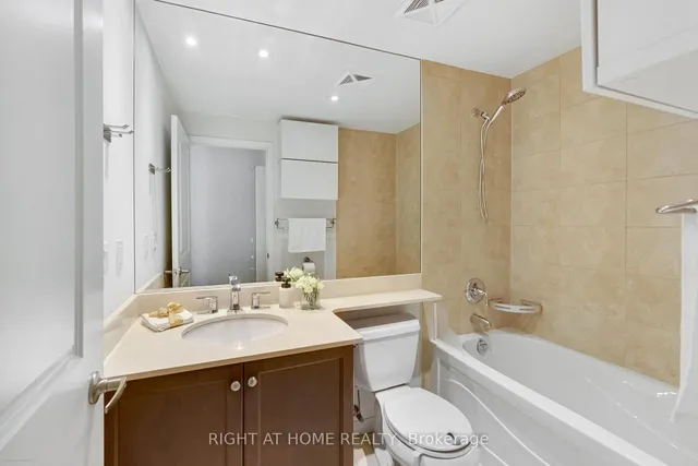 Additional image 12 of 628 Fleet St Unit 504