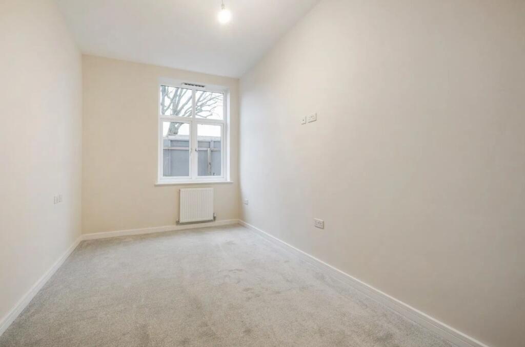 Additional image 8 of High Street, Kings Heath, B14