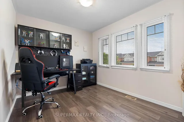 Additional image 22 of 263 Apple Hill Cres