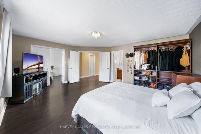 Additional image 24 of 36 Boundbrook Dr