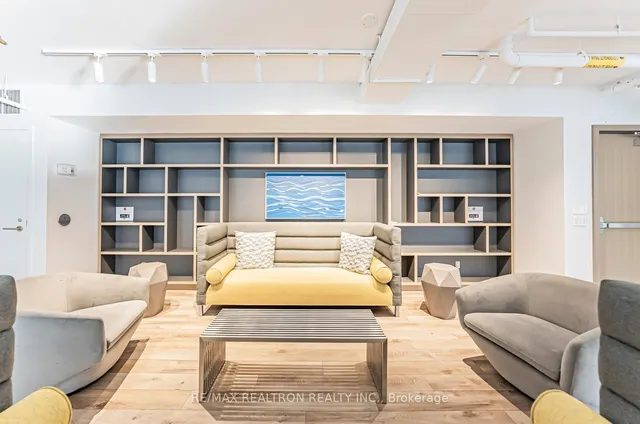 Additional image 42 of 203 College St Unit 2105