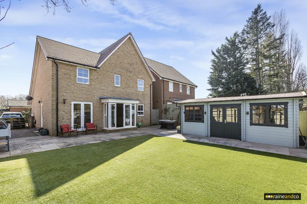 Additional image 41 of Peregrine Way, Hatfield