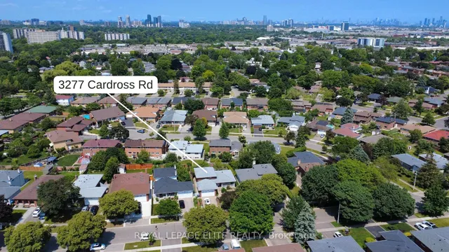 Additional image 2 of 3277 CARDROSS Rd