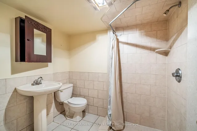 Additional image 31 of 26 MARTIN Rd