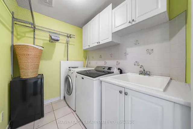 Additional image 32 of 36 Boundbrook Dr