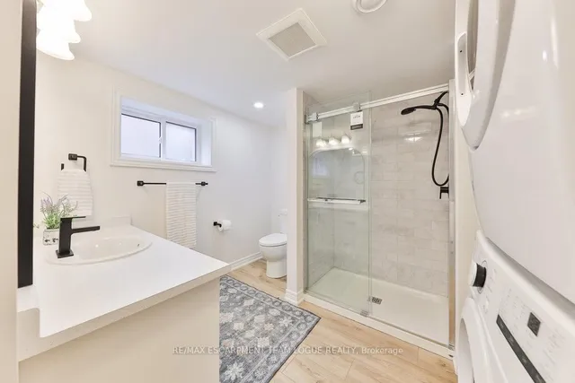 Additional image 35 of 149 East 33rd St