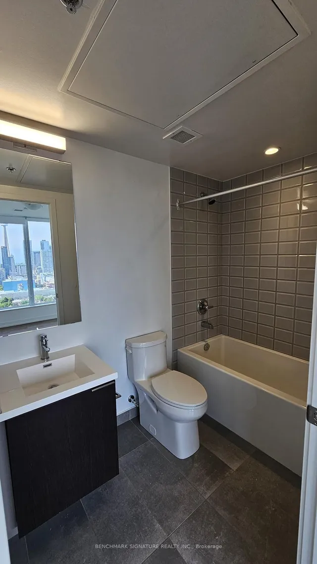 Additional image 29 of 203 College St Unit 2702