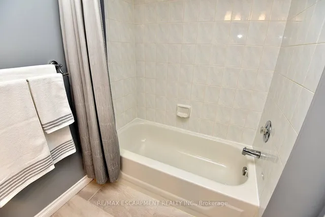 Additional image 34 of 27 Pirie Dr