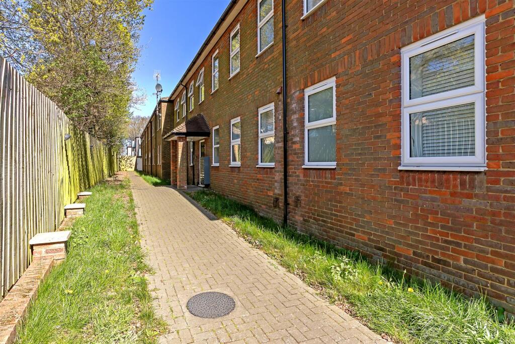 Additional image 12 of Porters Wood, St. Albans