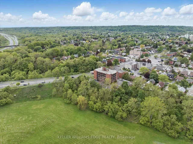 Additional image 37 of 2373 King St Unit 43