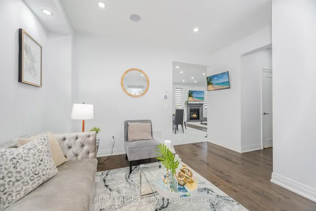 房产图片 10 - 49 Puffin Cres