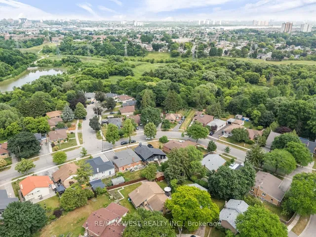 Additional image 45 of 169 Thistle Down Blvd