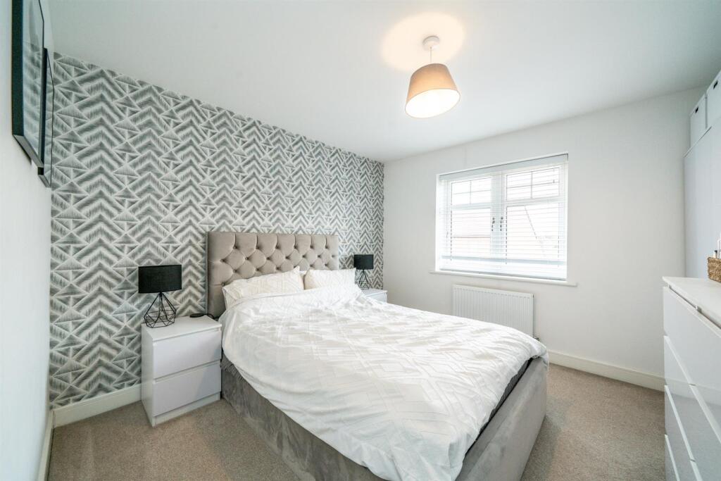 Additional image 12 of Kestrel Way, St. Albans