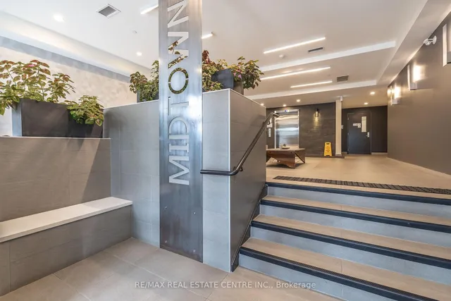 Additional image 6 of 690 King St Unit 412