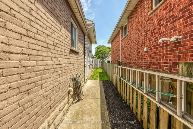 Additional image 34 of 59 East 26th St