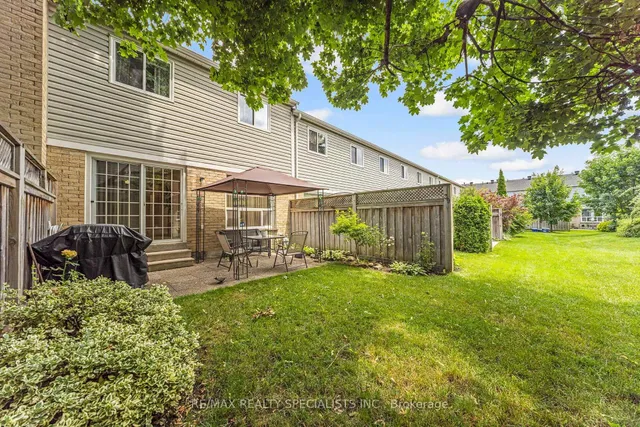 Additional image 40 of 39 Heathcliffe Sq