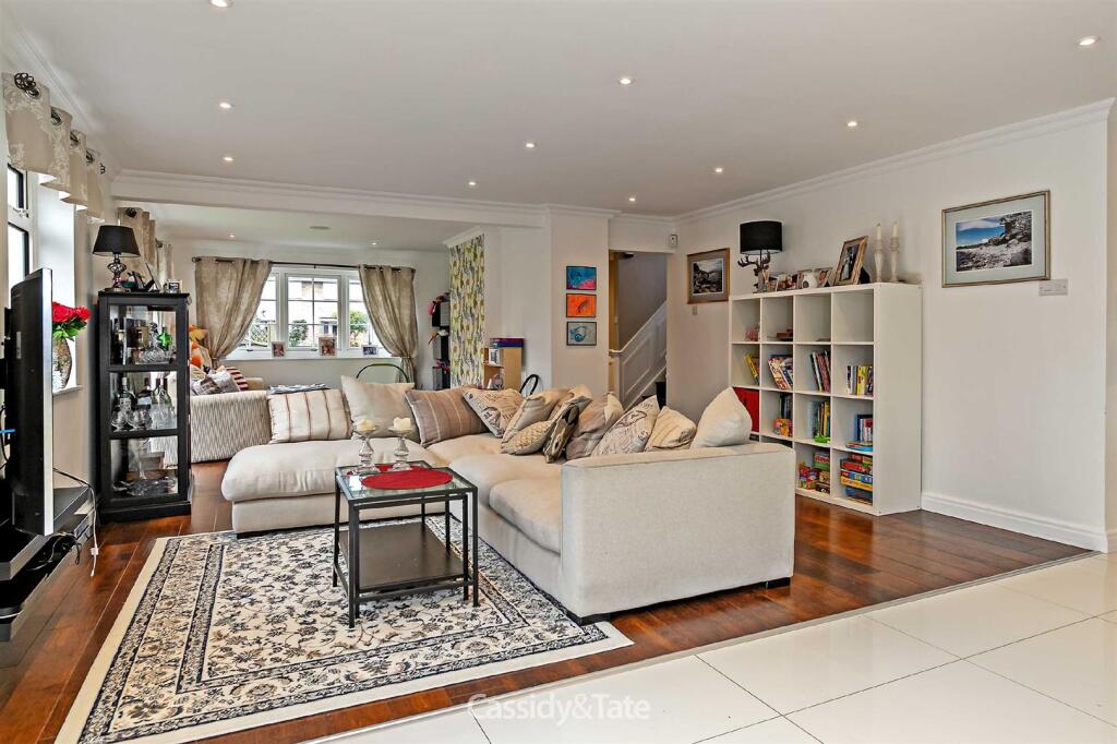 Additional image 11 of Linden Crescent, St. Albans