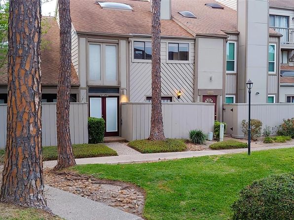 1071 Country Place Dr #1071, Houston, TX 77079