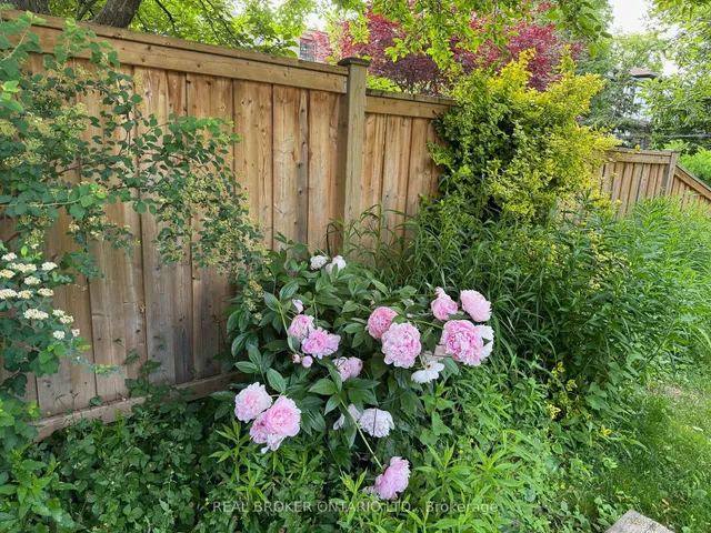 Additional image 41 of 413 Roselawn Ave