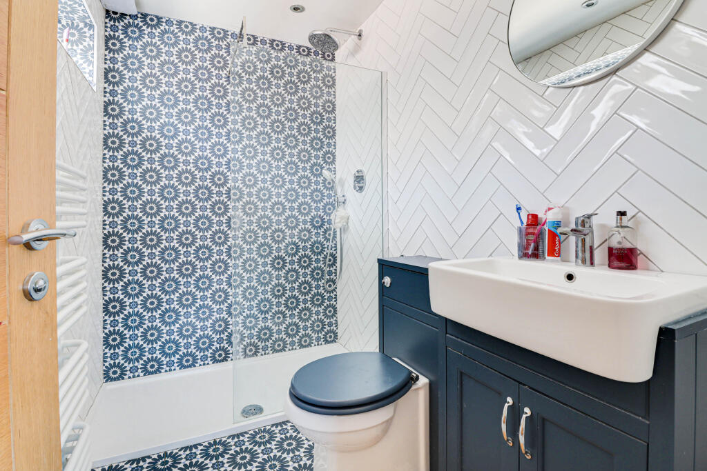 Additional image 6 of Aldwickbury Crescent, Harpenden, Harpenden, AL5