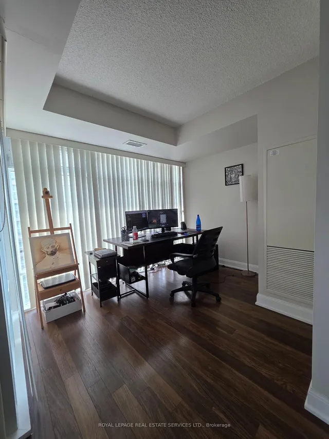 Additional image 3 of 2191 Yonge St Unit 1804