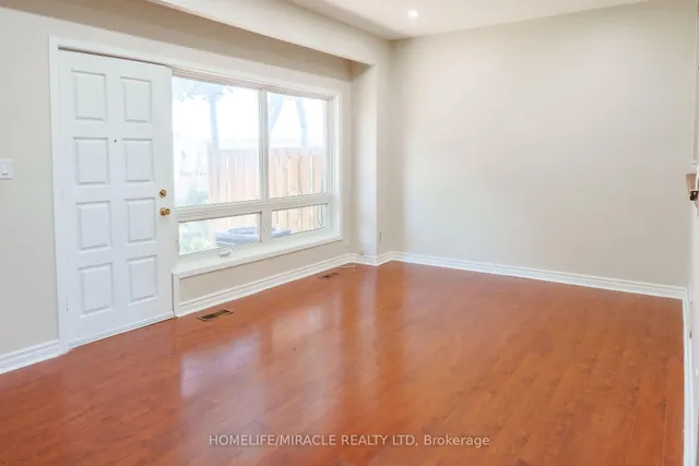 Additional image 3 of 43 Lexington Ave Unit 40